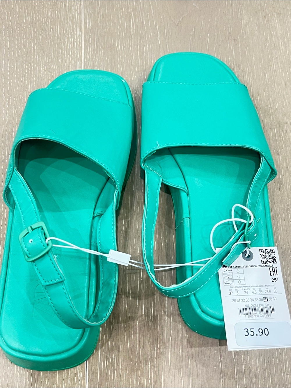 Zara Bright Green Open-Toe platform Sandals with Ankle Strap